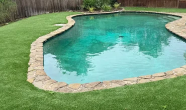 Artificial Grass Around Swimming Pools