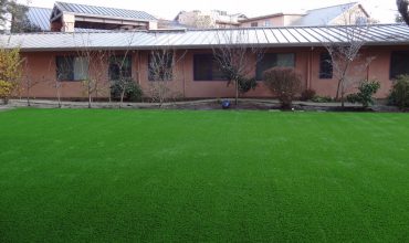 Synthetic grass commercial application in Oakland