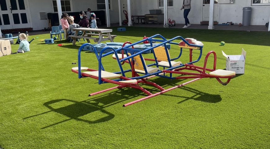 New playgrounds for children at school: the best synthetic grass