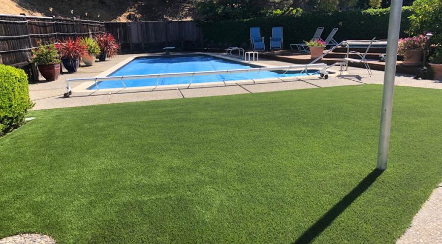 Is Artificial Turf Good Around Pools?  Seven Benefits of Installing Artificial Turf Around Your Pool