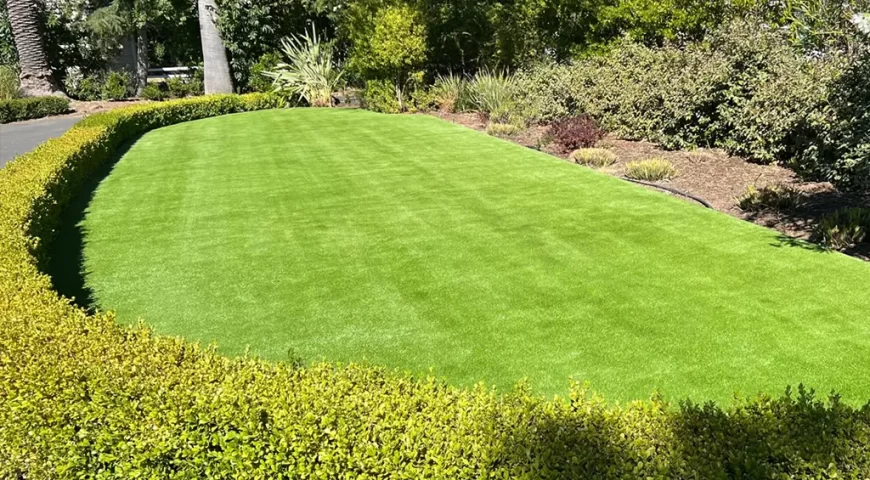 Lawn Makeover: Installing artificial grass in your Californian backyard