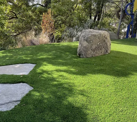 Tips for Landscapers and Contractors When Purchasing Artificial Grass