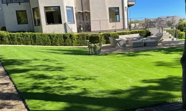Why California Landscapers Love Synthetic Grass: Benefits and Applications